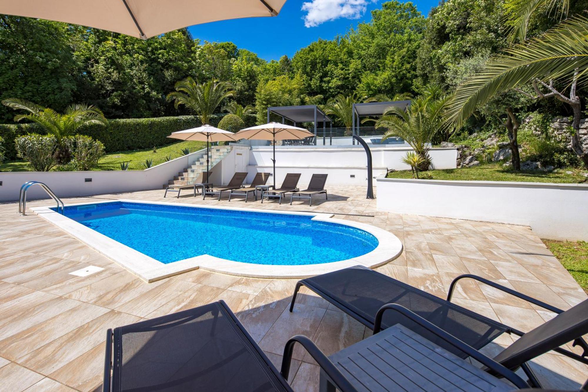 Villa Garden Apartment With Pool Opatija Zewnętrze zdjęcie