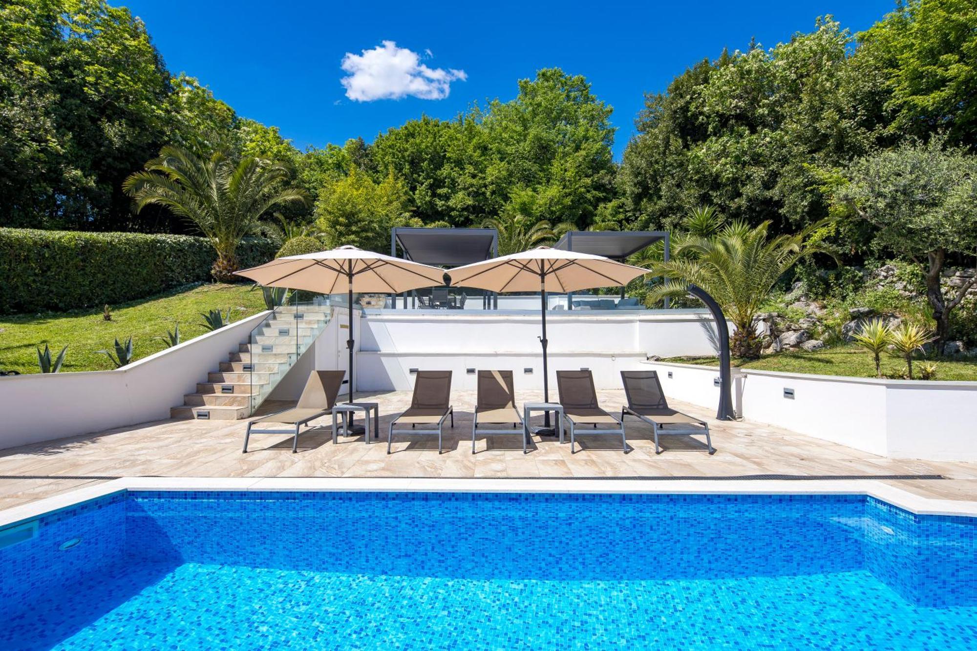 Villa Garden Apartment With Pool Opatija Zewnętrze zdjęcie