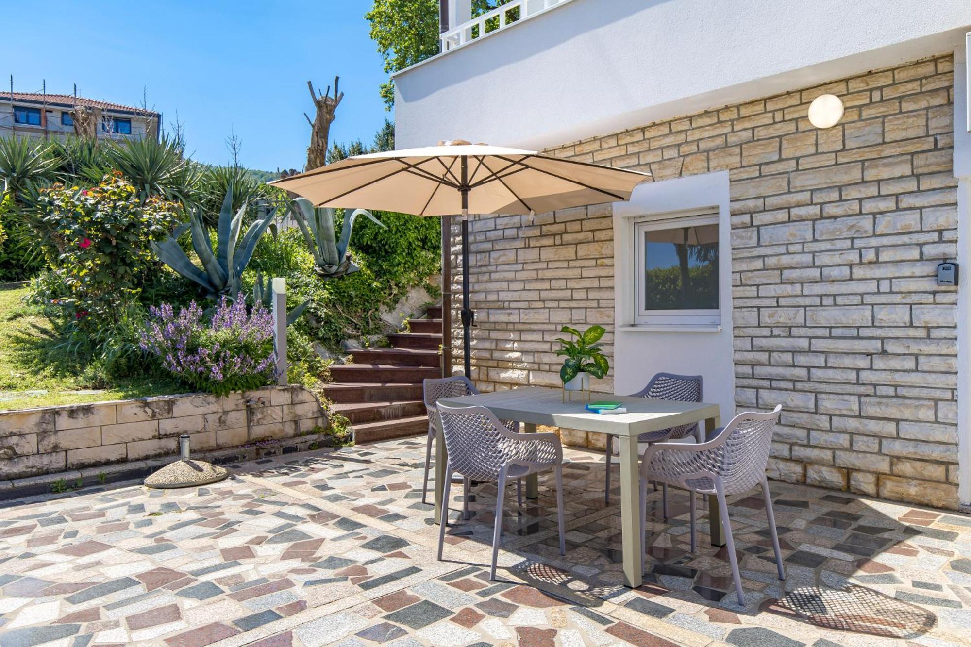 Villa Garden Apartment With Pool Opatija Zewnętrze zdjęcie