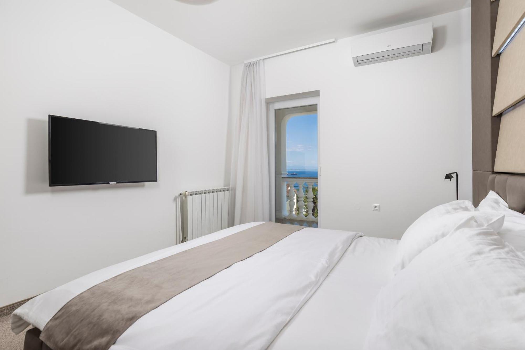Villa Garden Apartment With Pool Opatija Zewnętrze zdjęcie